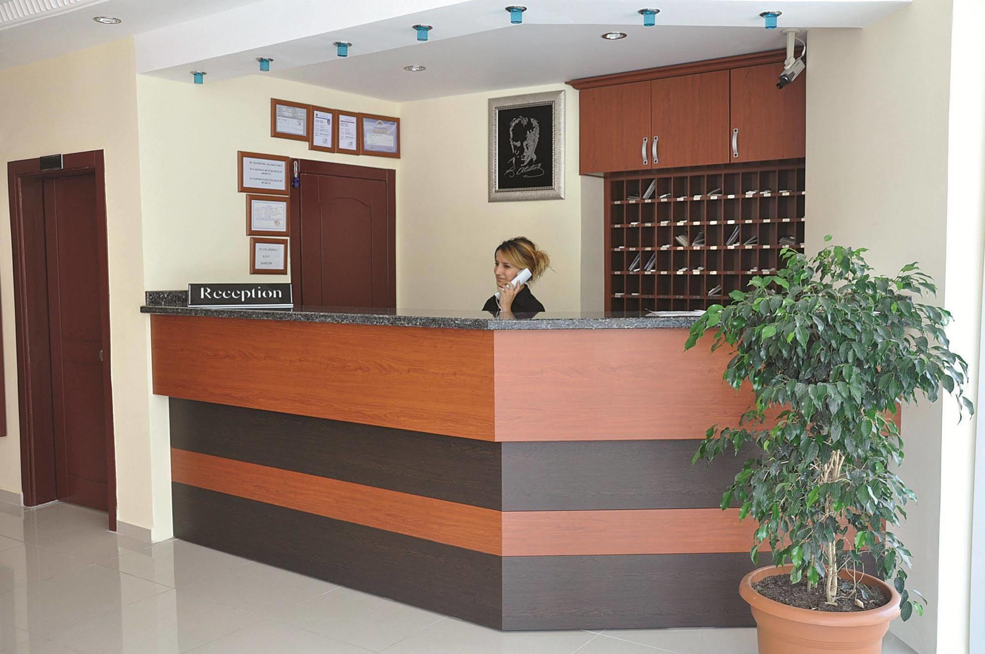 Primera Suit Otel & App Алания Экстерьер фото