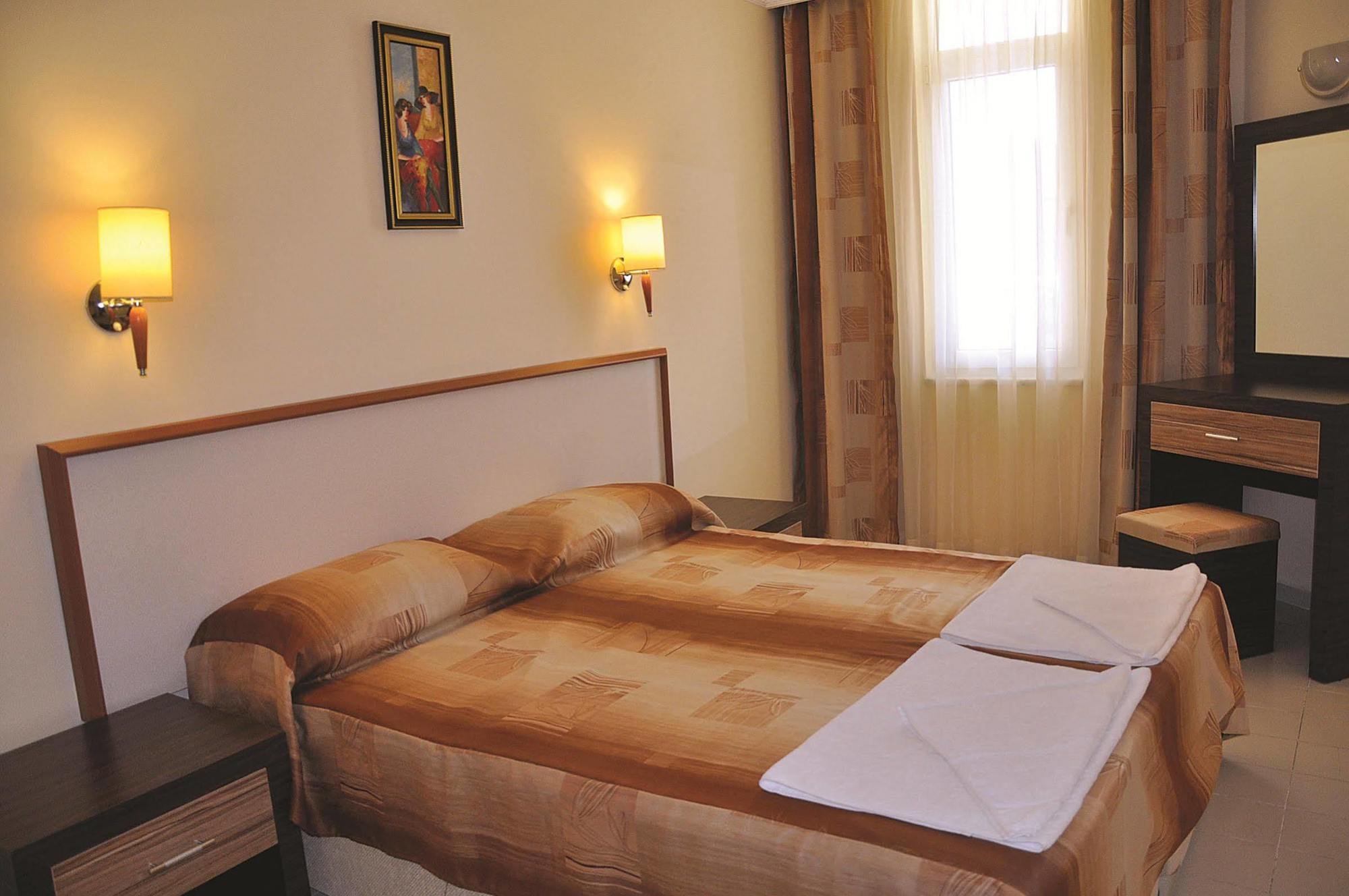 Primera Suit Otel & App Алания Экстерьер фото